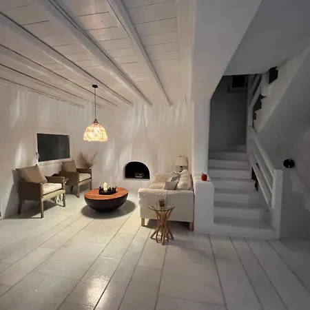 Βίλα Luxurious Villa Oasis In Paros *